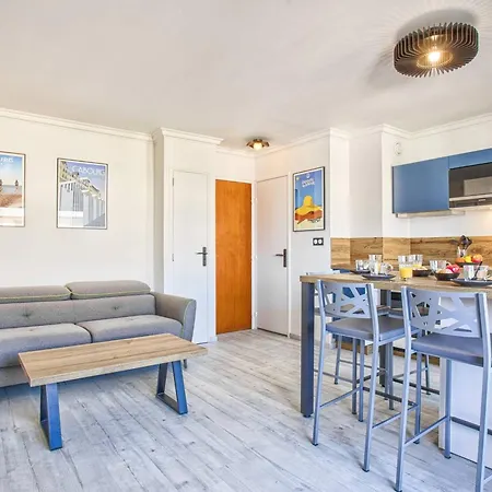 Daire Renove Avec Balcon Et Wifi A - Fr-1-788-62 Cabourg